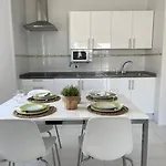 Casa Mesana Nuevo Cama King Size En Playa Con Aire Acondicionado